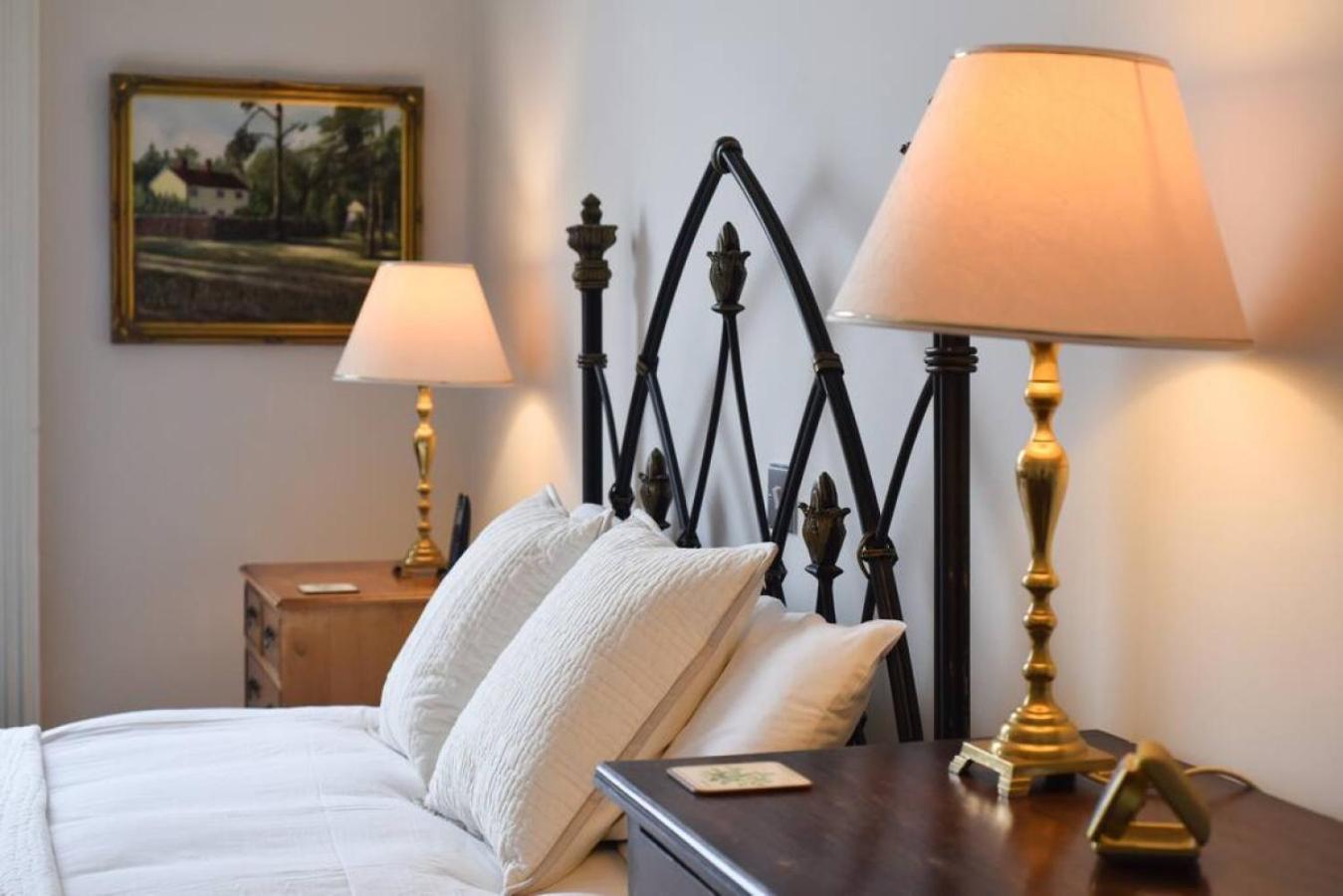 Air Maison - Naval Officers Quarters Flat
